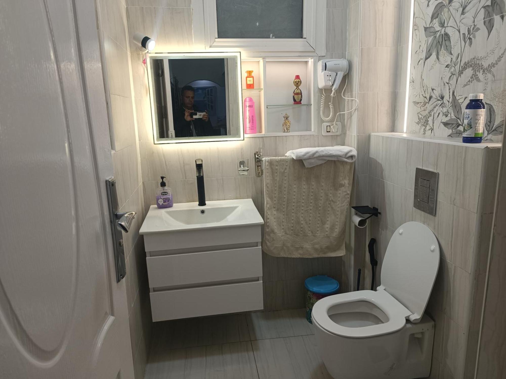 Comfy Place With A Private Garden In Giza Sheikh Zayed City